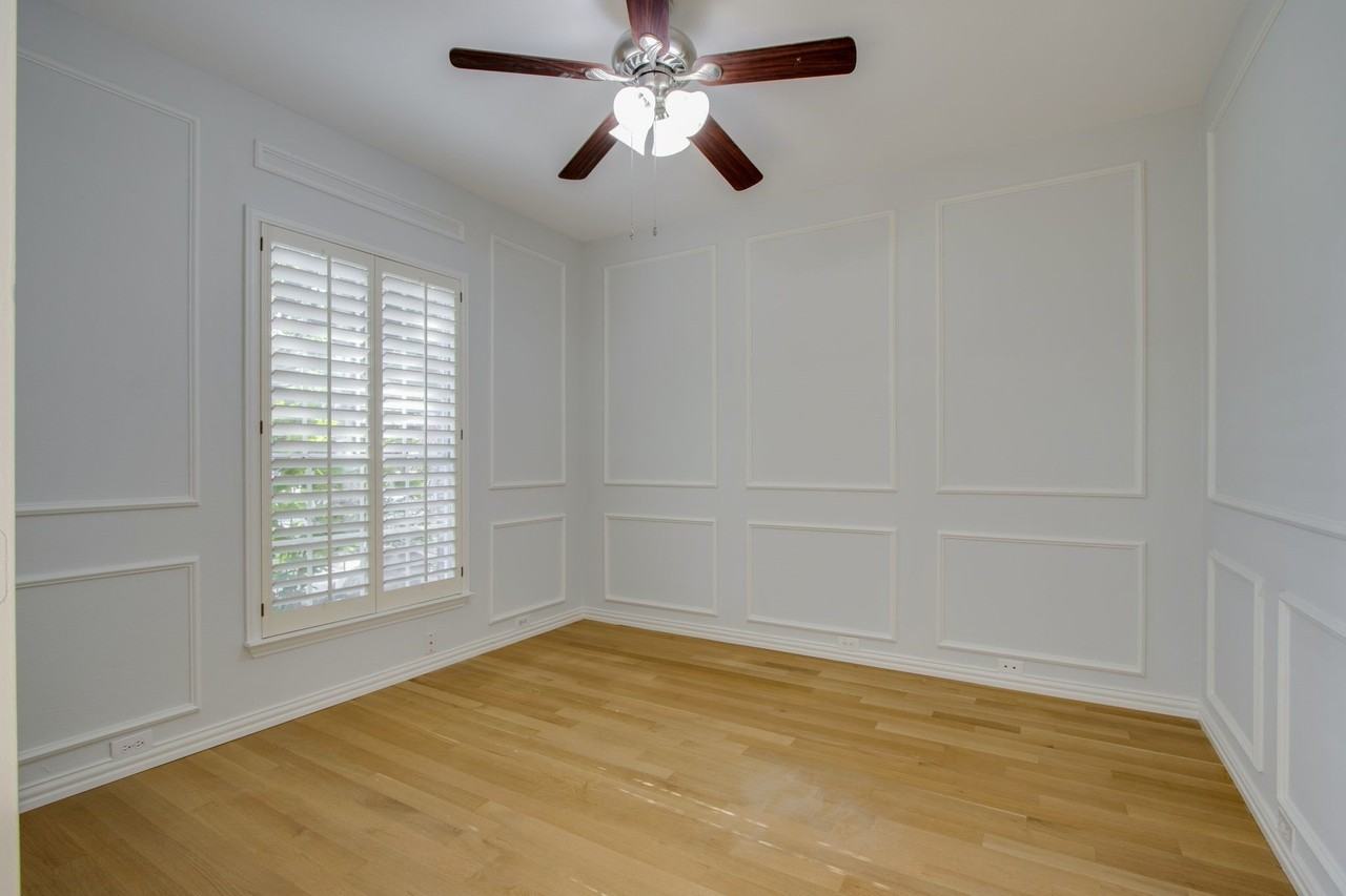210 Chinaberry Way - Photo 6 of 40