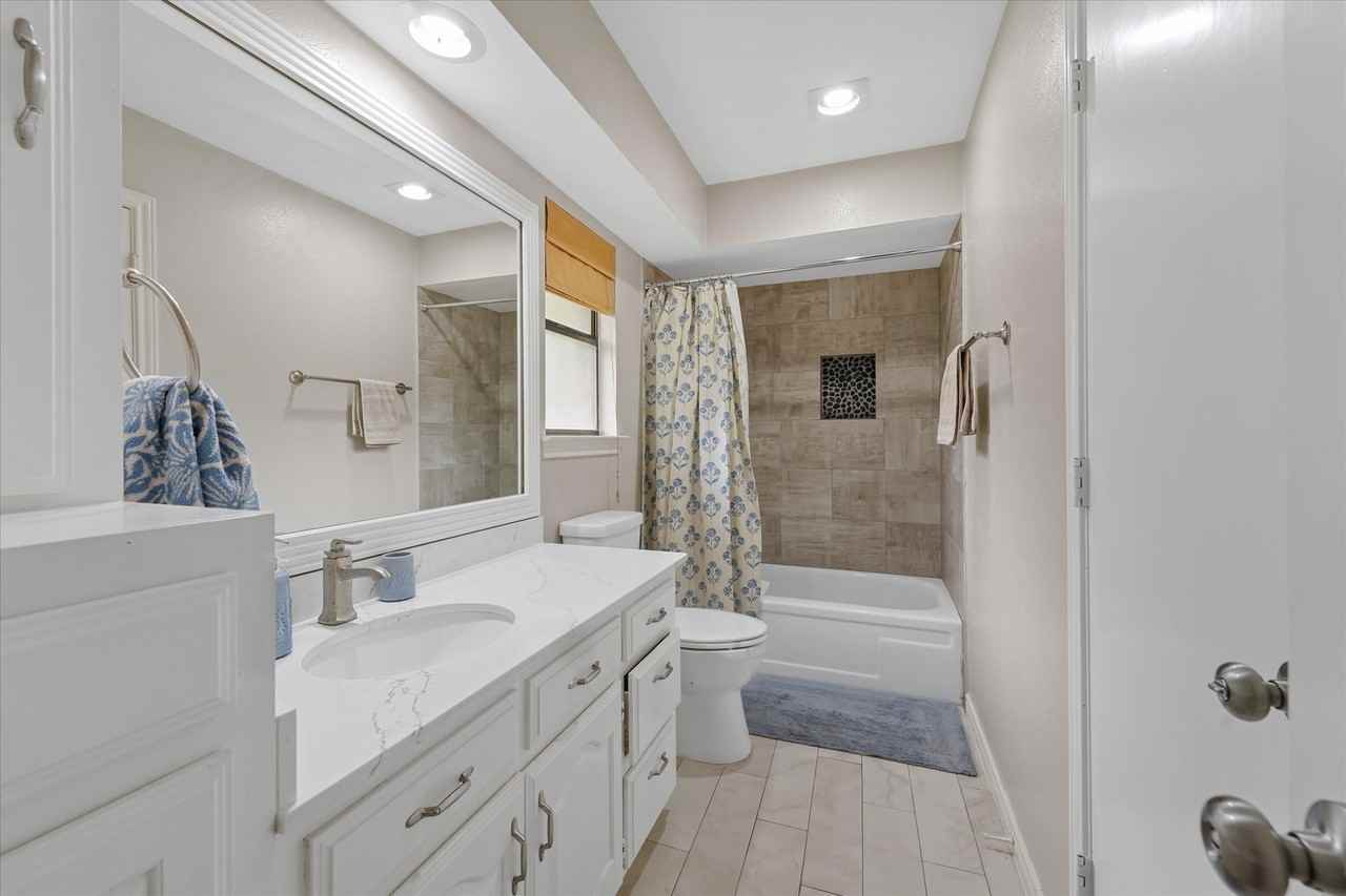 6620 Robin Willow Ct - Photo 6 of 20