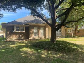 12112 Cross Creek Dr - Photo 1 of 1