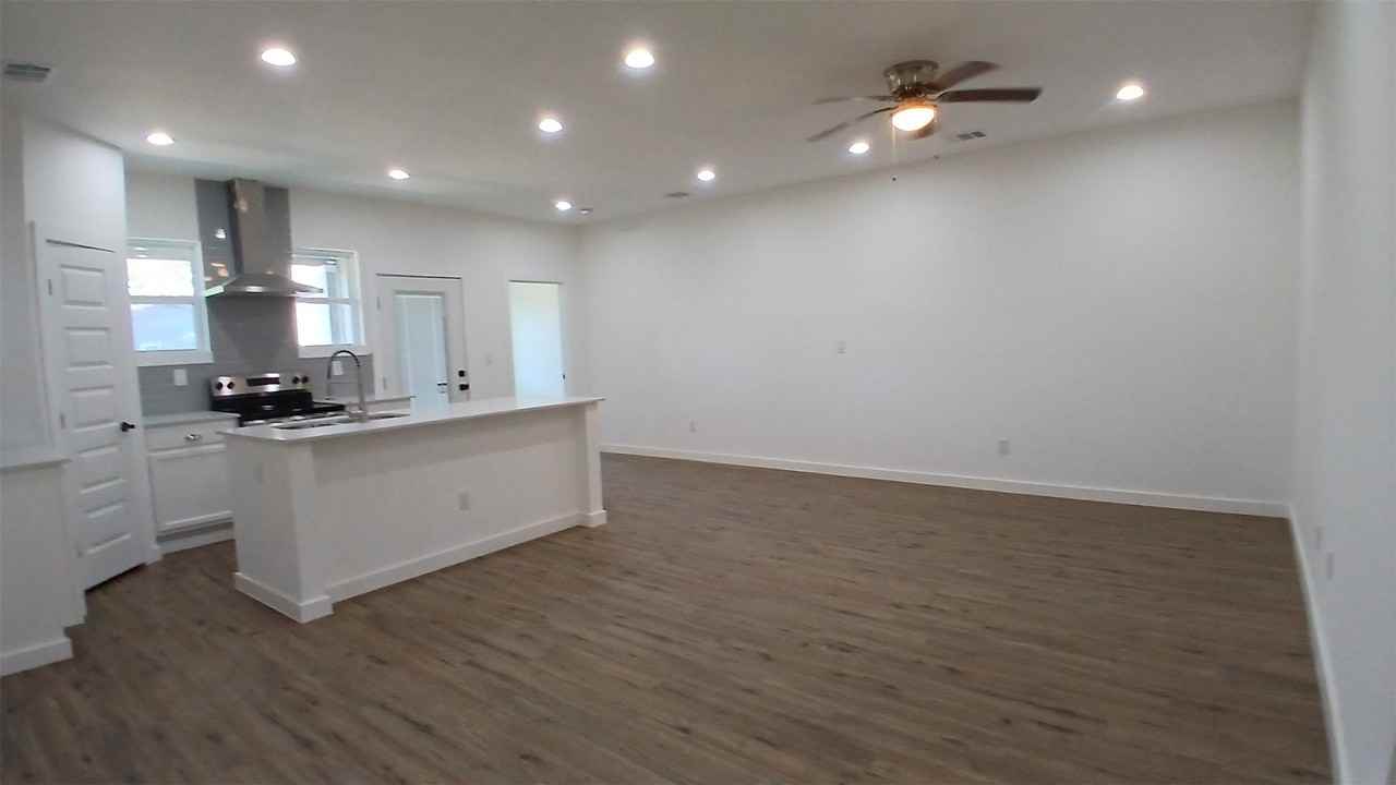 1704 E 10th Ave - Photo 6 of 25