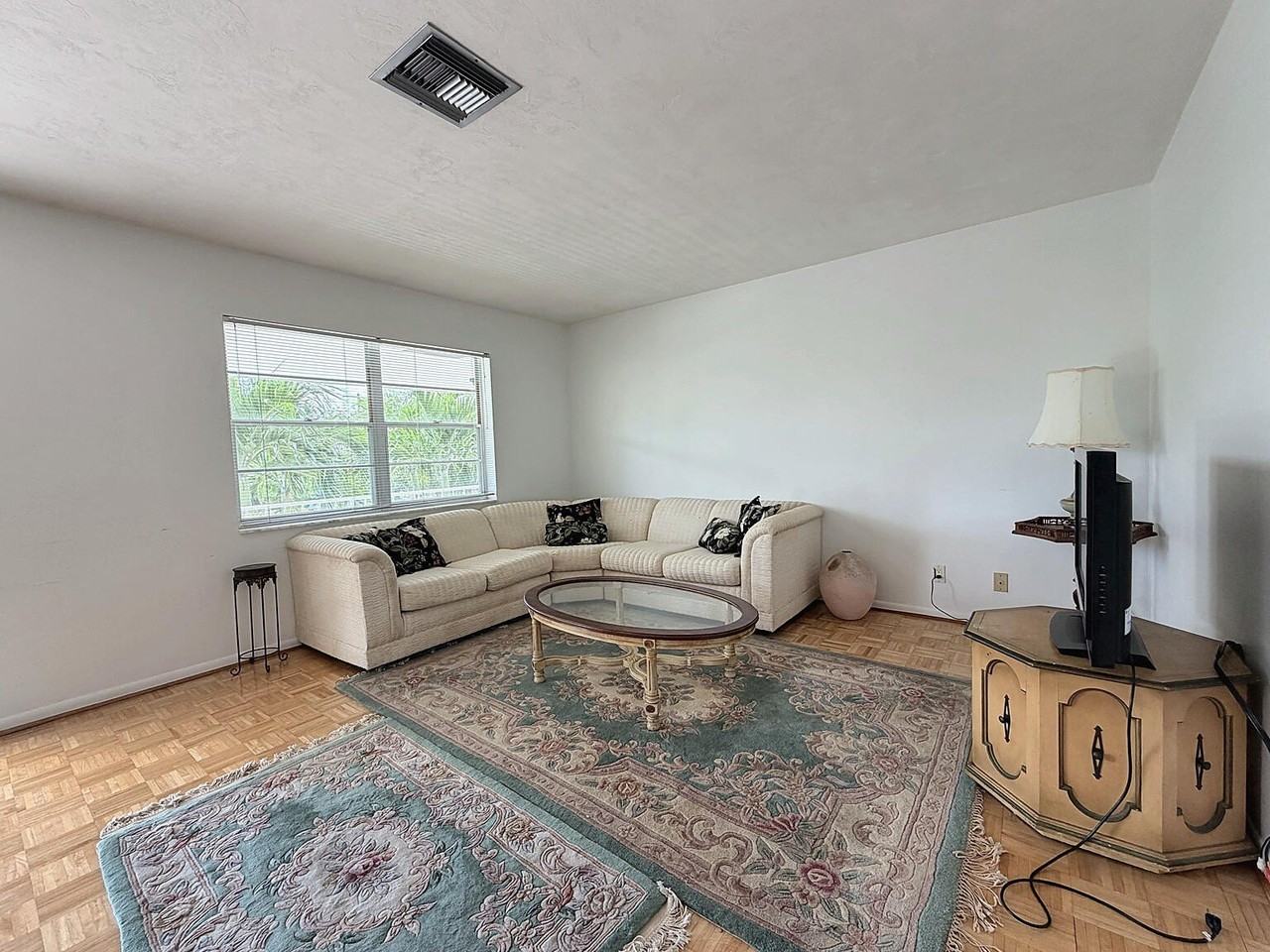 500 1st Ave S #203 - Photo 5 of 10