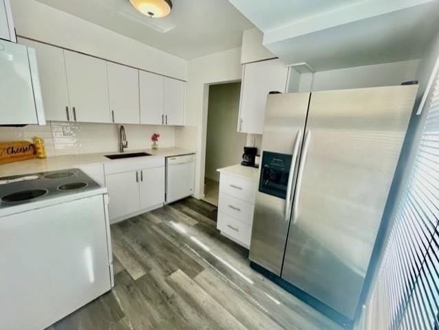 714 Gardens Dr #103 - Photo 3 of 9
