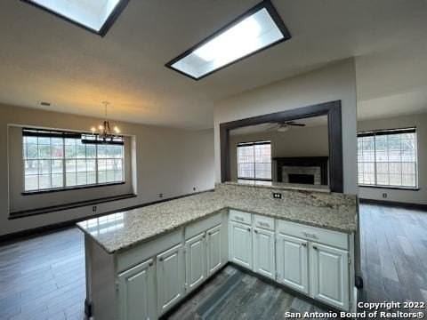 223 Willowbluff Dr - Photo 7 of 23