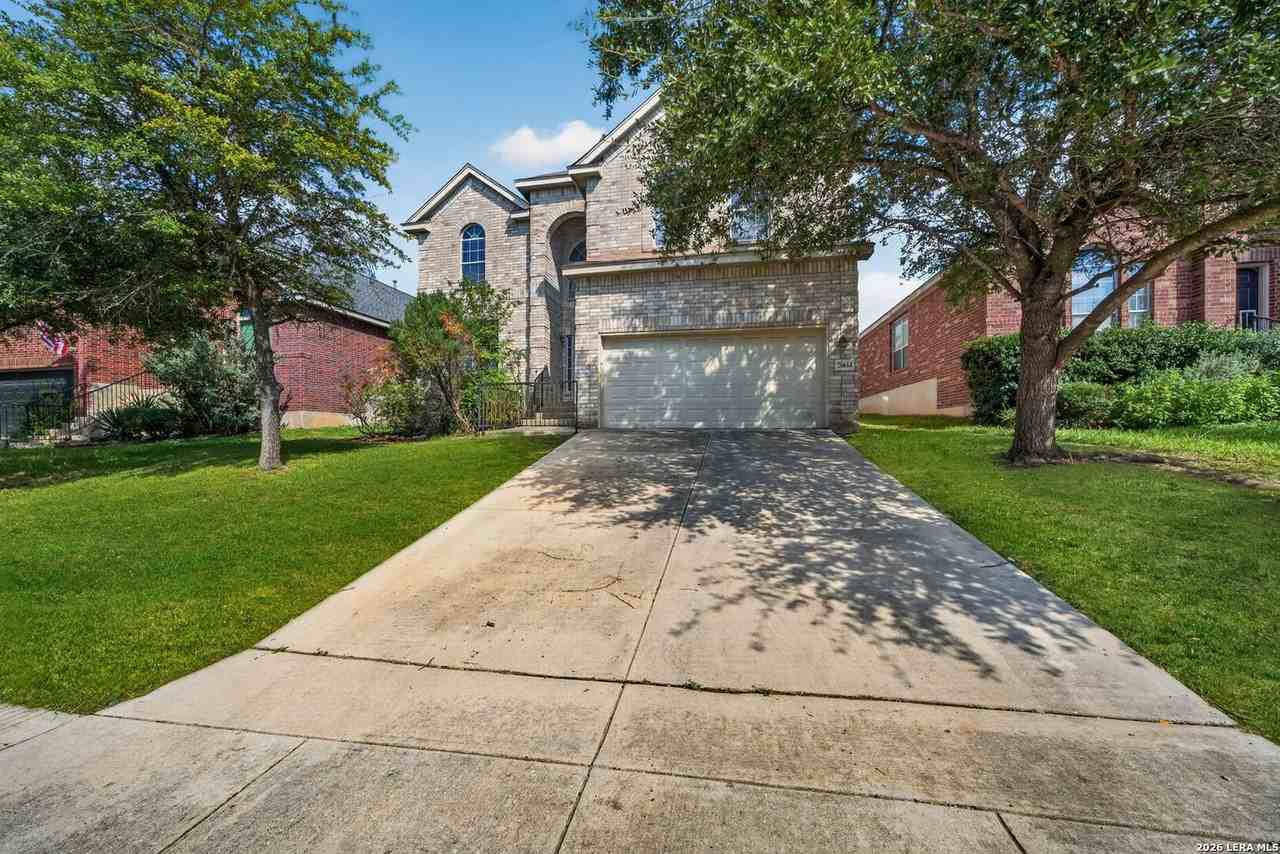 20614 Cliff Park - Photo 2 of 33
