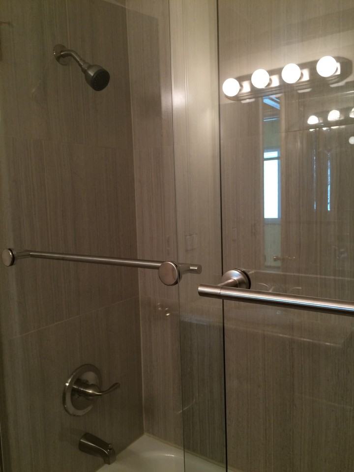 1648 9th St - Photo 2 of 2