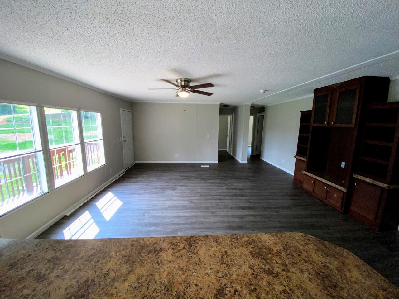 1257 Marlow Dr - Photo 6 of 16