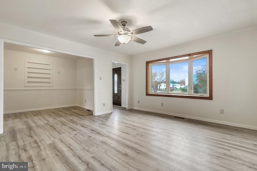996 Boggs Dr - Photo 3 of 11
