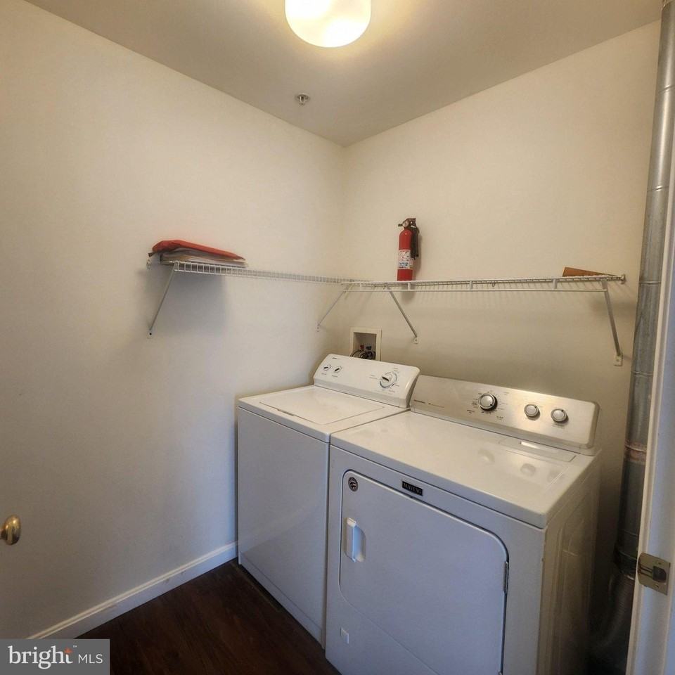 1520 Postal Rd #202 - Photo 7 of 10