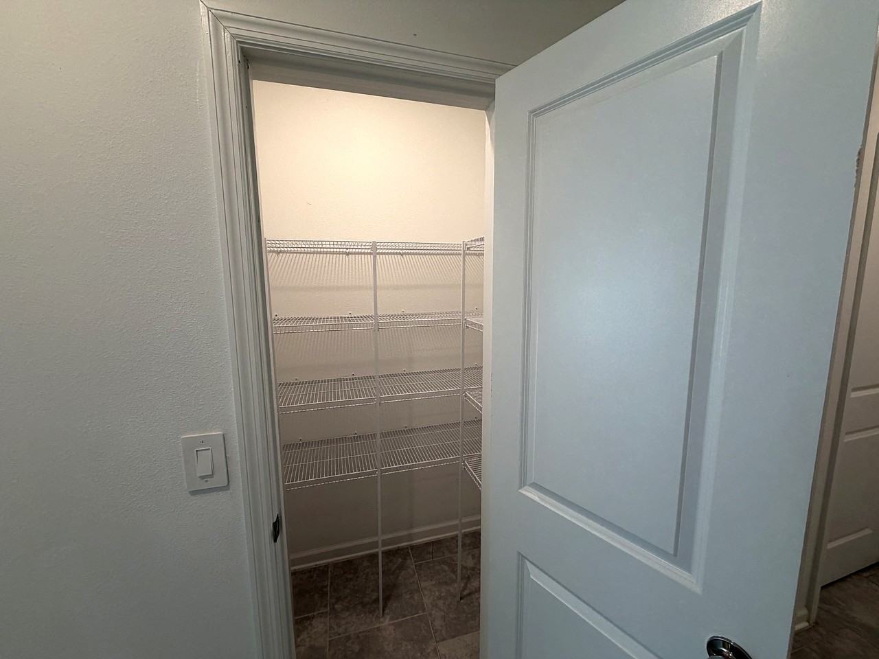 1497 Cumberland Ave - Photo 4 of 15