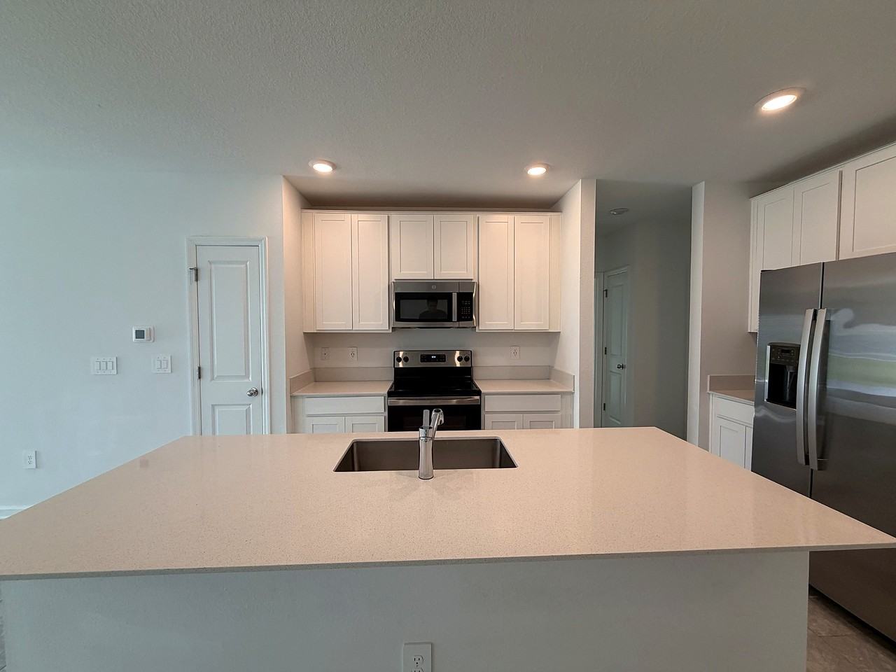 1497 Cumberland Ave - Photo 7 of 15