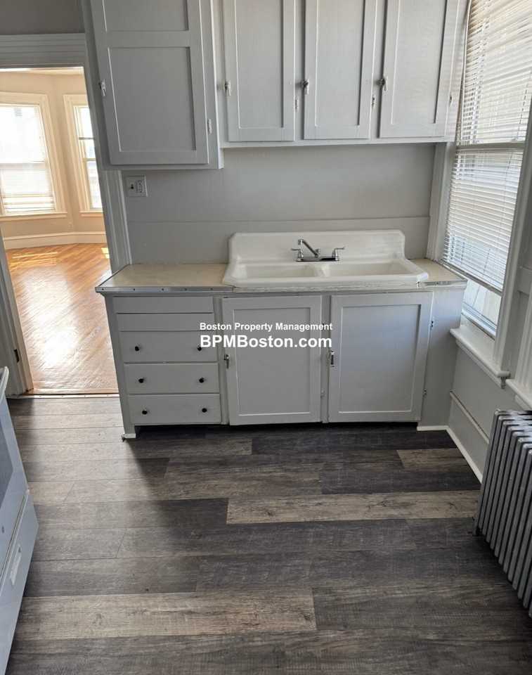 78 Washington Ave #5 - Photo 5 of 7