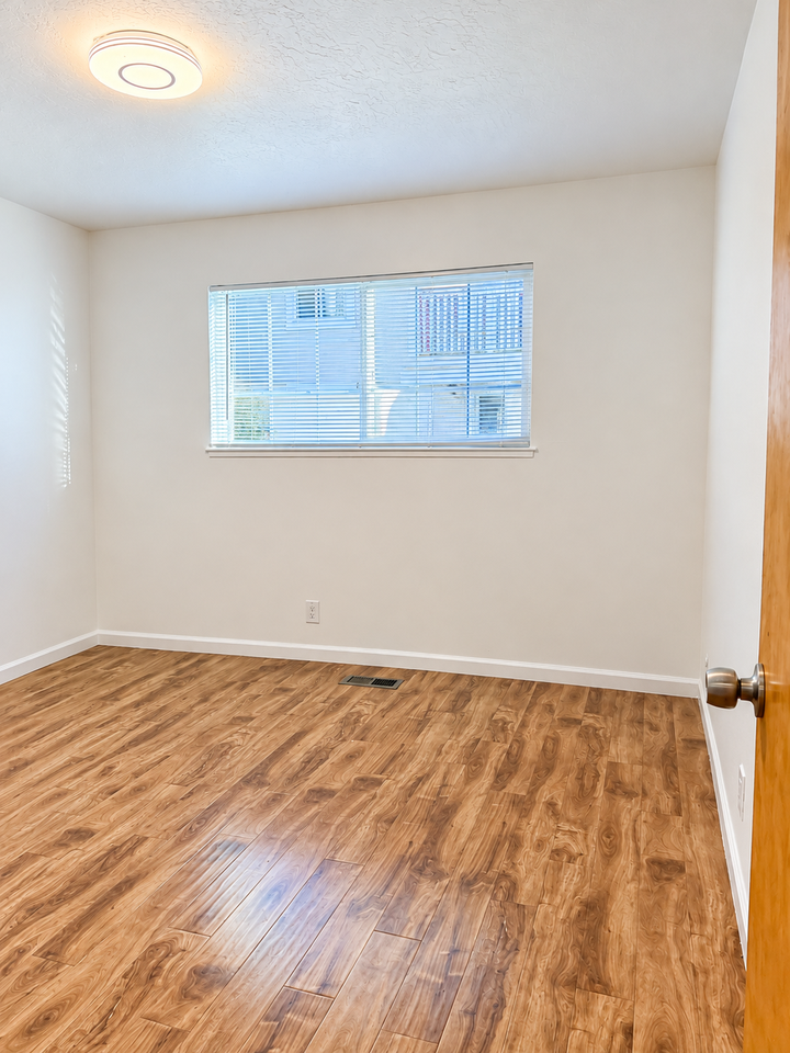 43120 Starr St #2 - Photo 3 of 18