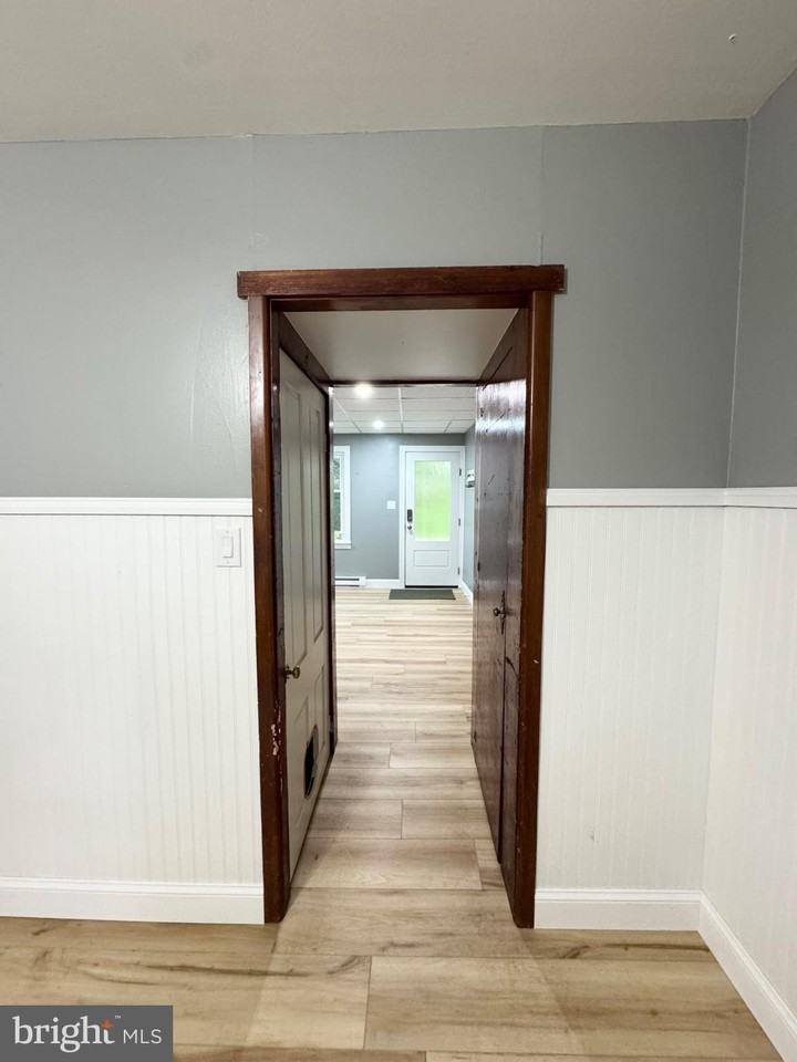 9 Rudy St - Photo 7 of 14