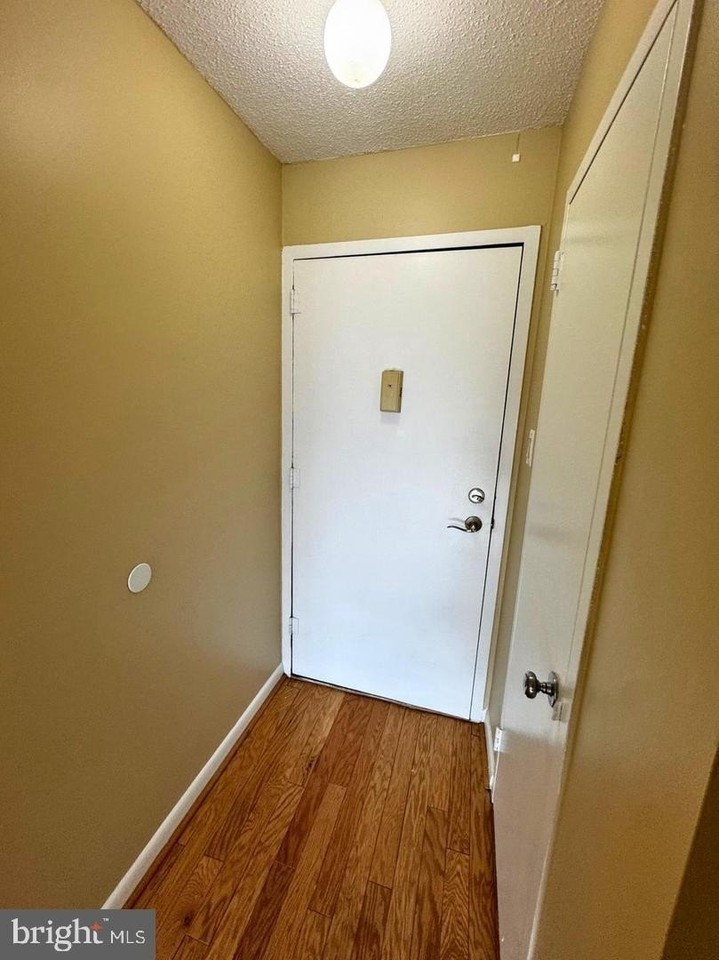2500 N Van Dorn St #316 - Photo 3 of 26