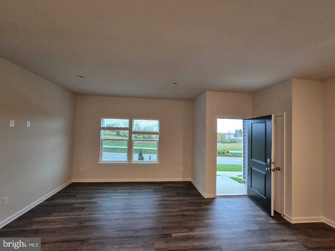 141 Tigney Dr - Photo 5 of 38