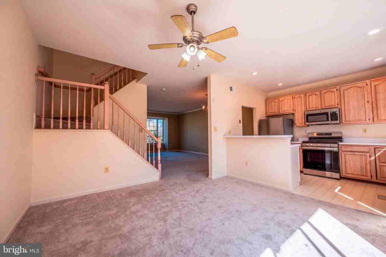 47679 Comer Sq - Photo 5 of 22