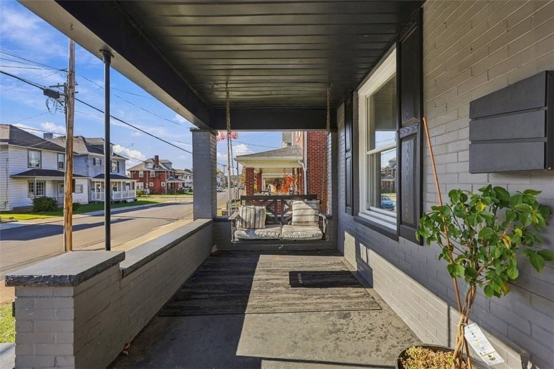 1213 Indiana Ave - Photo 3 of 39
