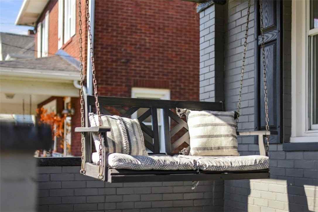 1213 Indiana Ave - Photo 4 of 39