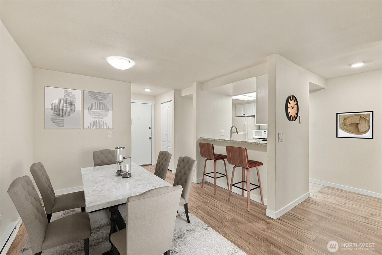 14405 Ne 32nd St - Photo 2 of 16
