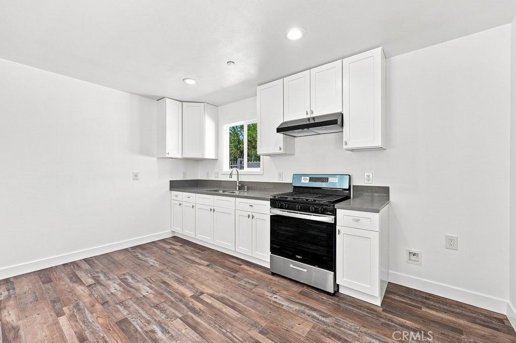 11919 Burton St - Photo 3 of 7