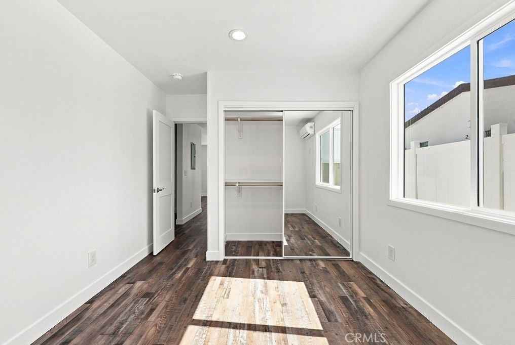 11919 Burton St - Photo 5 of 7