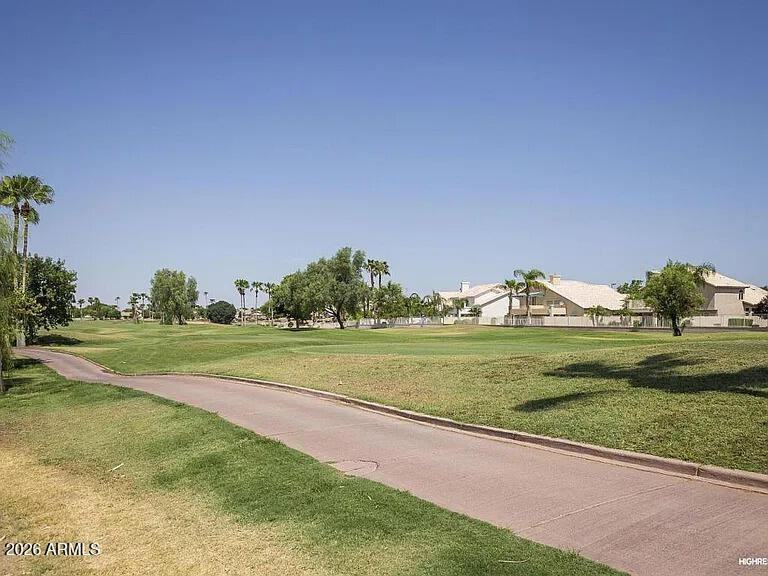 6322 W Potter Dr - Photo 6 of 15