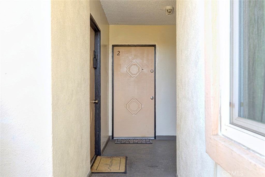 10204 Tujunga Canyon Blvd - Photo 5 of 21