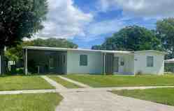 141 Se Bonita Ct - Photo 1 of 1