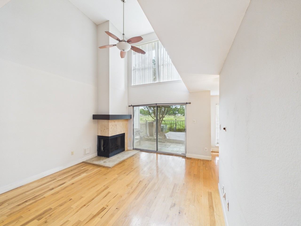 15938 Seahorse Dr Unit 275 - Photo 5 of 38