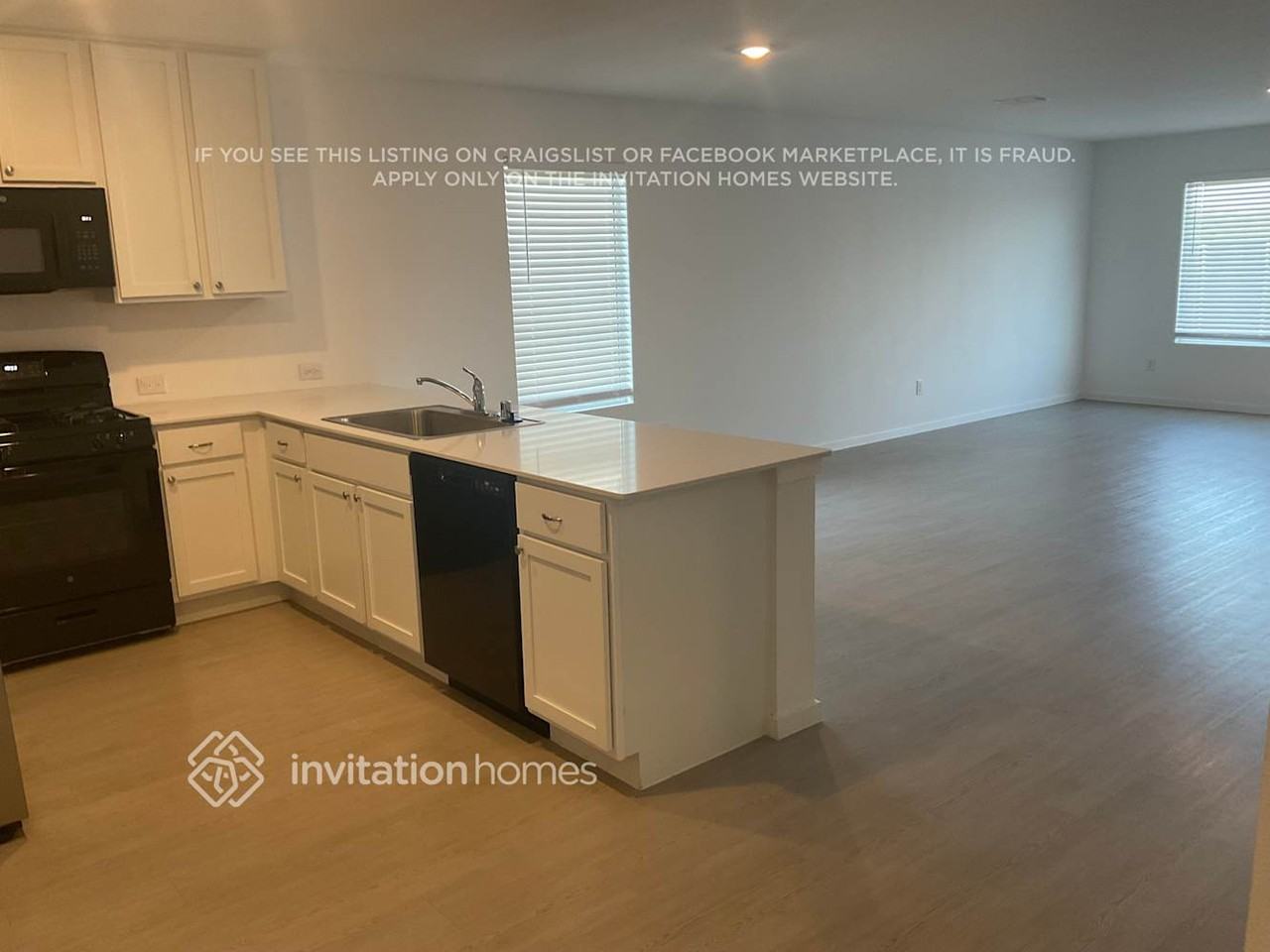 3233 Kiso Pkwy - Photo 4 of 12