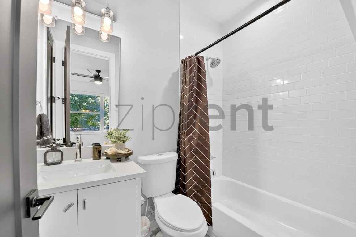 4204 San Jacinto St #107 - Photo 7 of 30