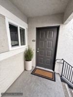 featured image of 506 E Barham Dr