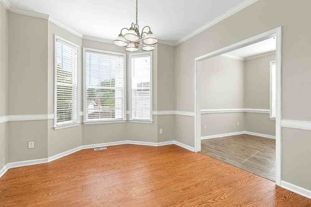 5105 Spoolin Ct - Photo 6 of 17