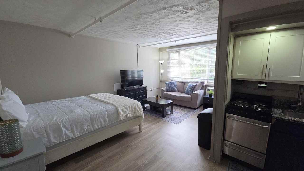 The Flats at Jackson Square - Photo 5 of 26