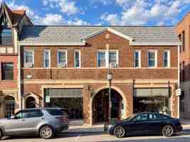 featured image of 809 Elm St #4