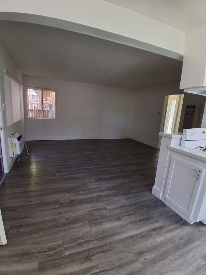 143 - Colima Villas Apartments - Photo 4 of 24