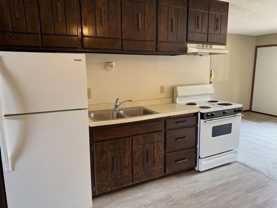 1419 Case Ave East - Photo 1 of 1