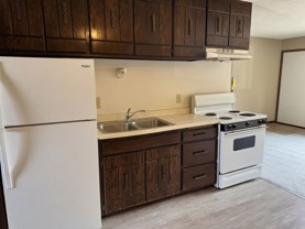 1419 Case Ave East - Photo 1 of 1