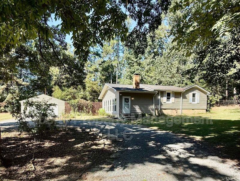 792 Gilchrist Rd - Photo 2 of 16