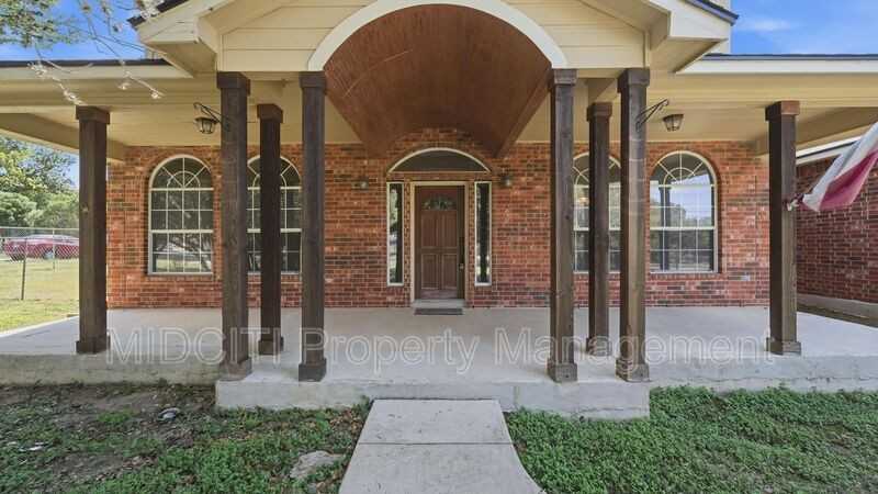 5310 Meadow Lark Dr - Photo 3 of 45
