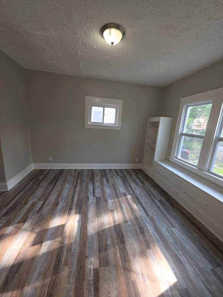 3632 E 106th St - Photo 5 of 15