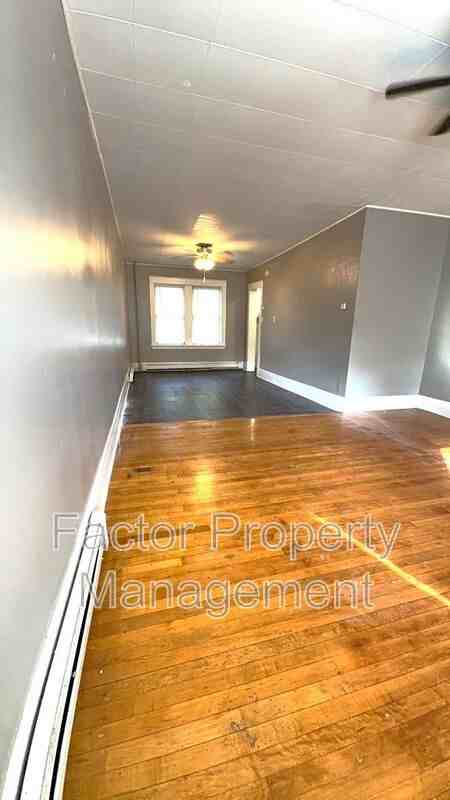118 Parsons St - Photo 3 of 15