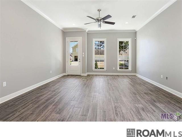 1731 Twisted Oak Ln - Photo 2 of 10