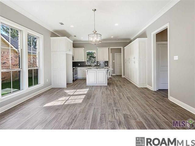 1731 Twisted Oak Ln - Photo 3 of 10