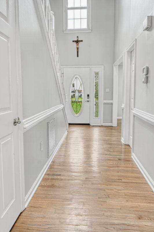 1127 Atlantic Dr - Photo 2 of 3