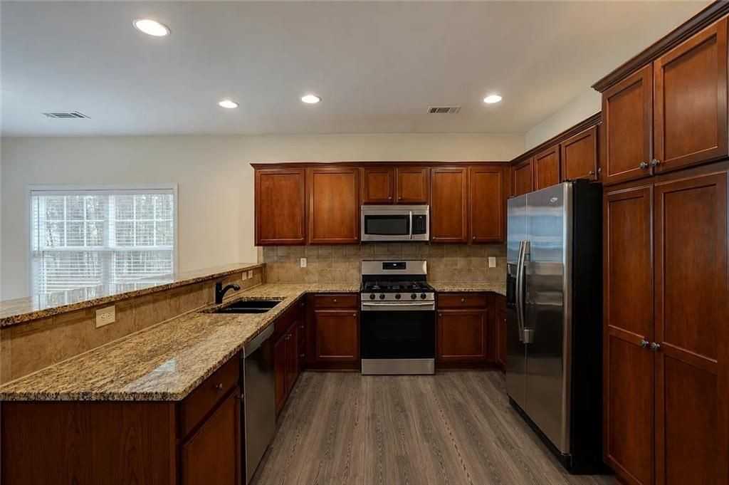 4865 Hastings Ter - Photo 5 of 25