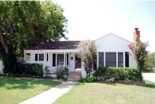 3833 Dexter Ave - Photo 1 of 1