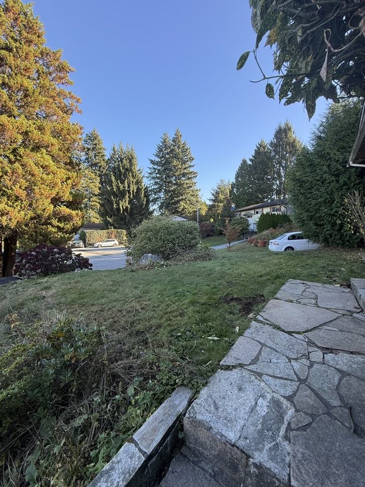 13979 Kalmar Rd - Photo 5 of 18