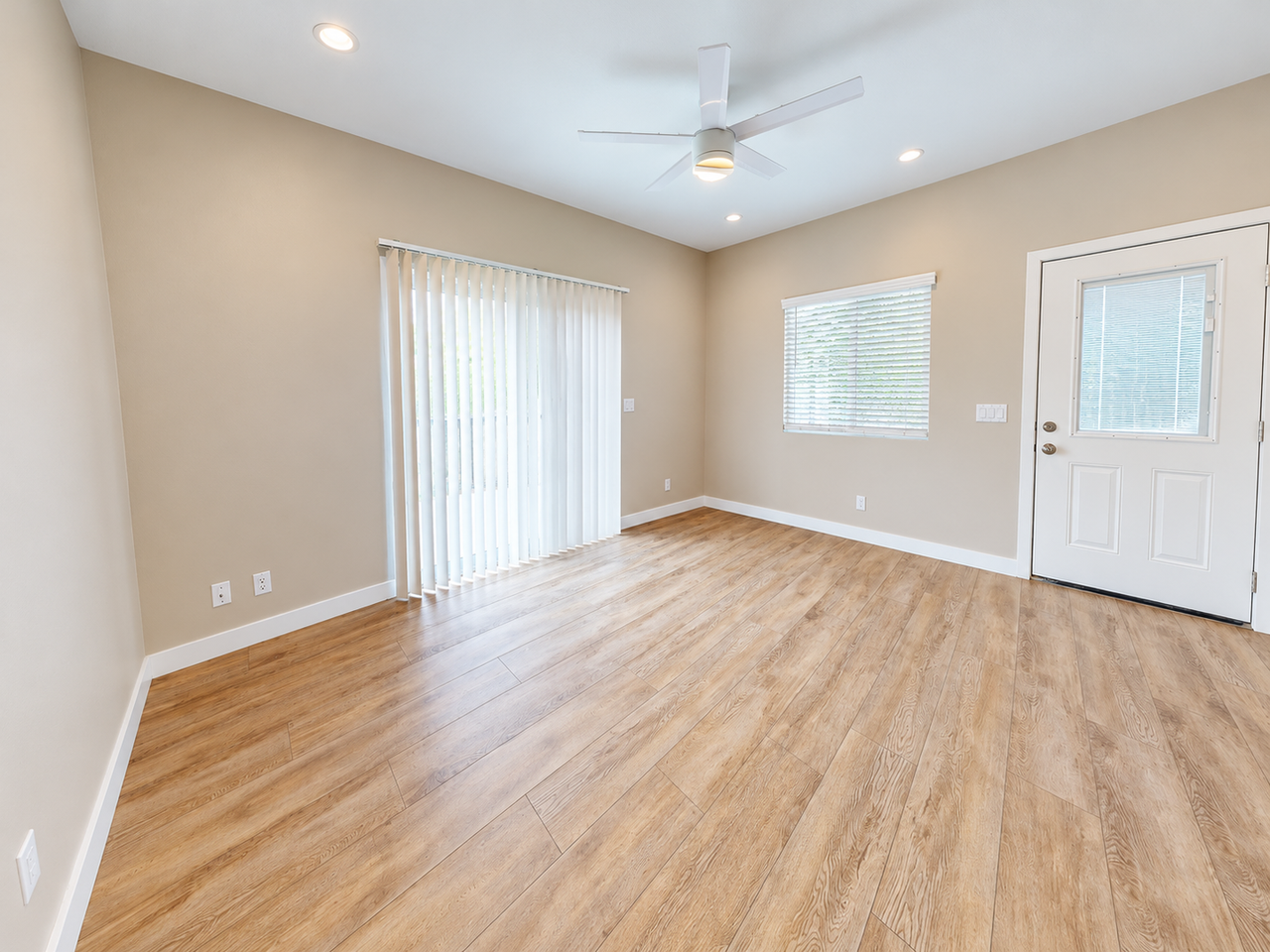 6485 Montezuma Rd - Photo 7 of 21