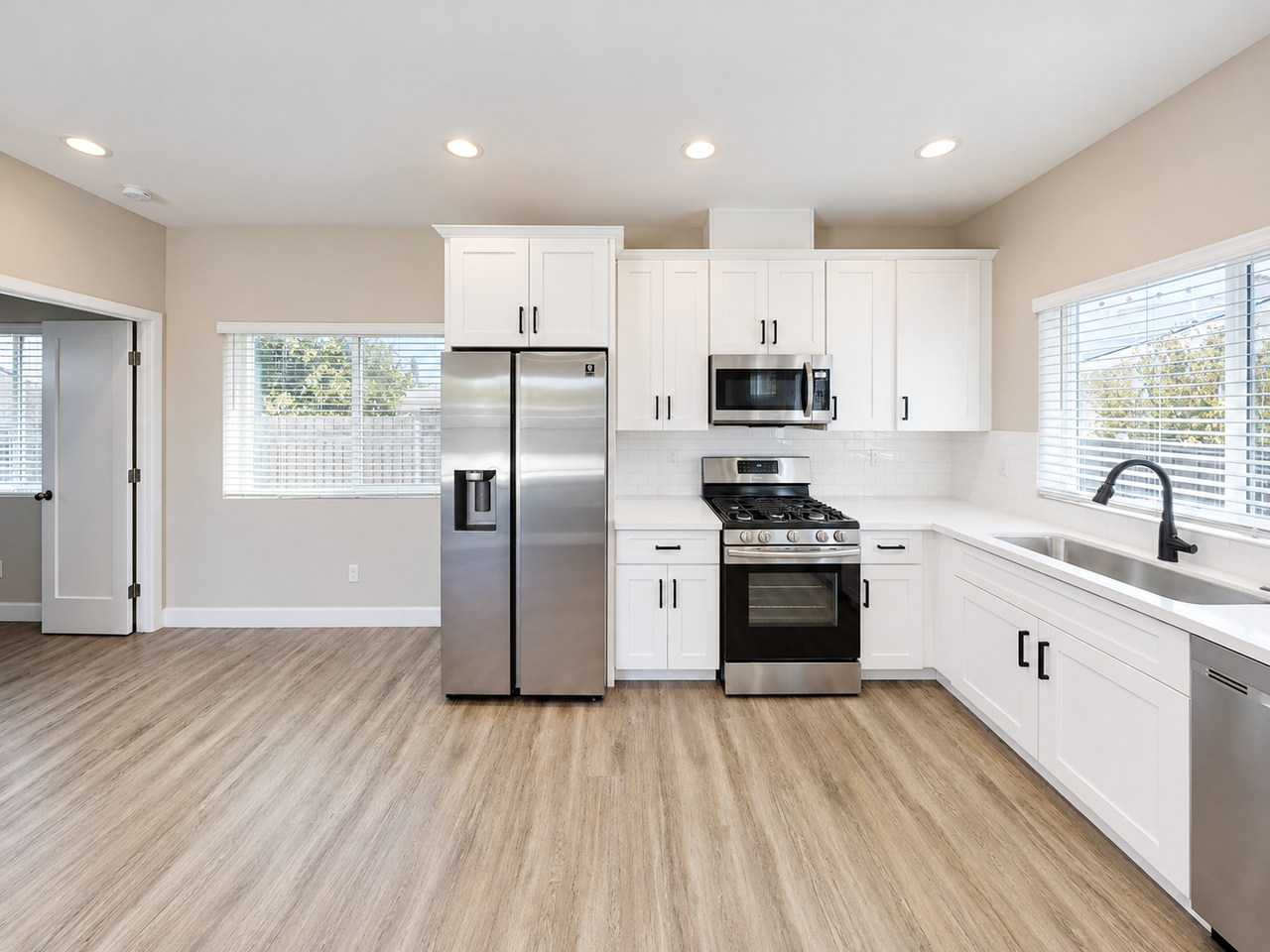 5165 63rd St - Photo 2 of 17
